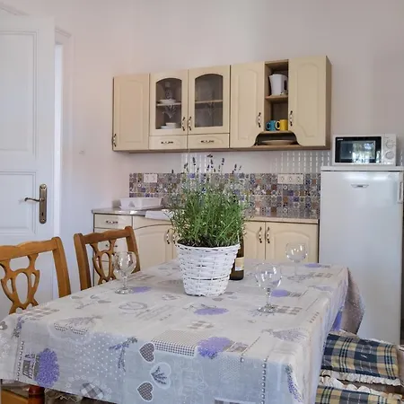 Anzabel Apartment *